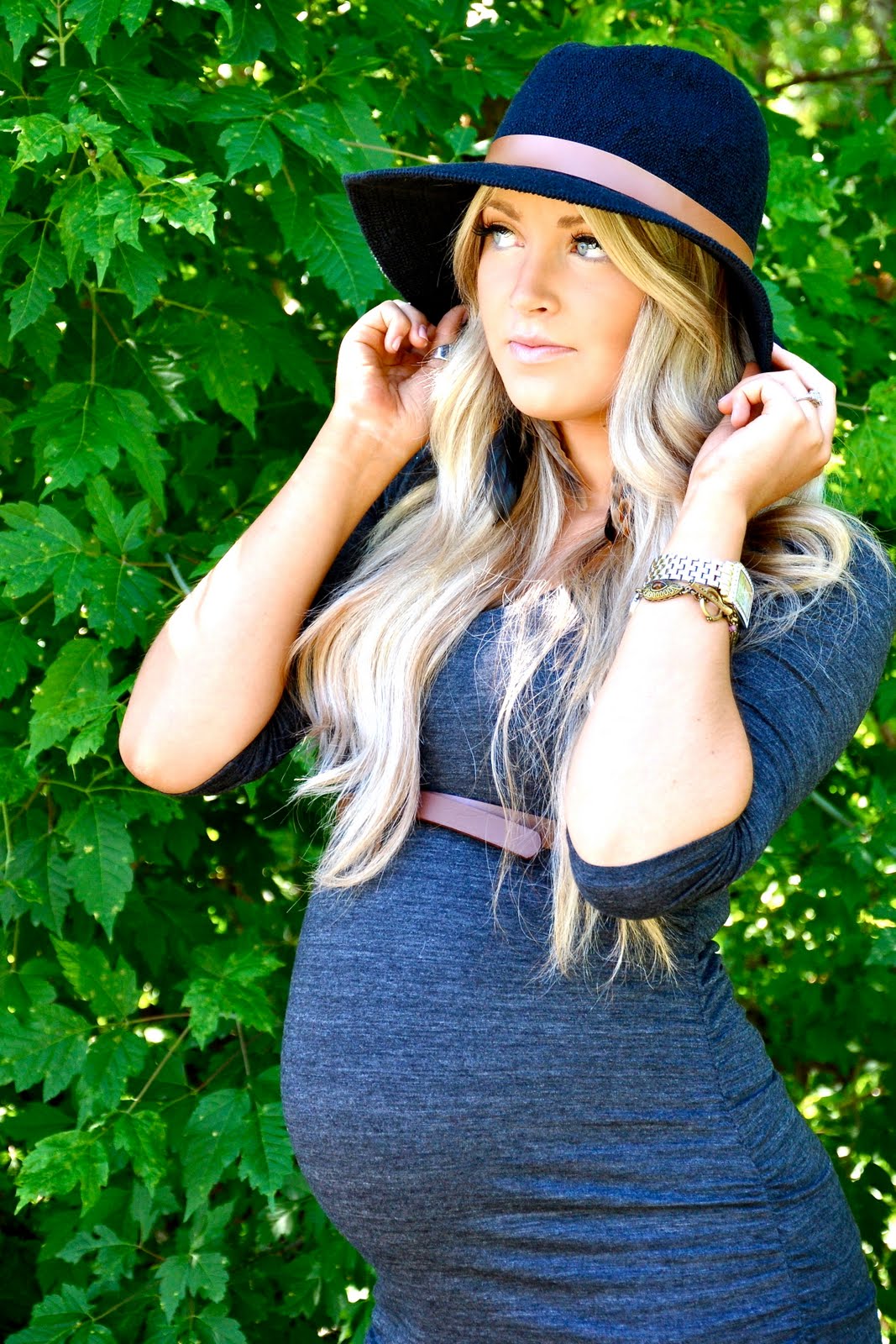 Maternity Pics - Cara Loren