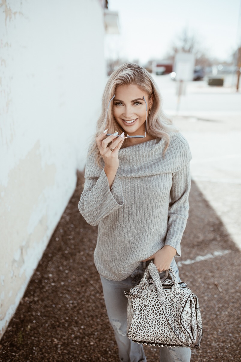 Spring Sweaters - Cara Loren